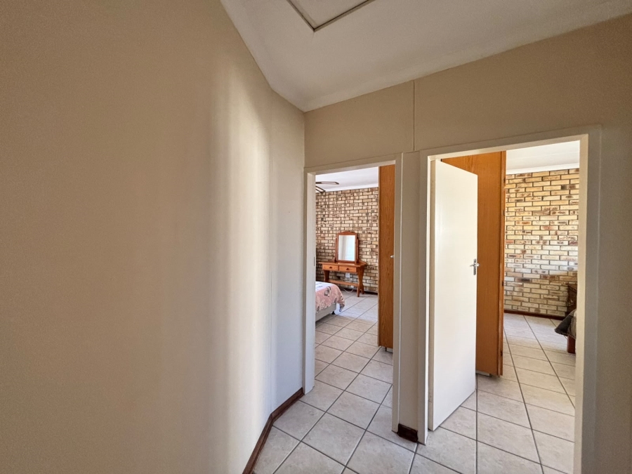 2 Bedroom Property for Sale in Dassie Rand North West